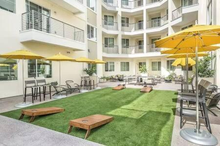 Paradise Cozysuites With Pool And Jacuzzi 11 Phoenix Exteriör bild